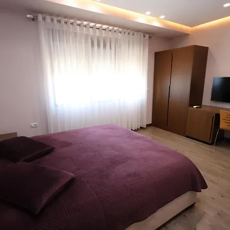 Hotel Rezidenca Arlington *