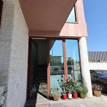 Rezidenca Arlington 酒店 *