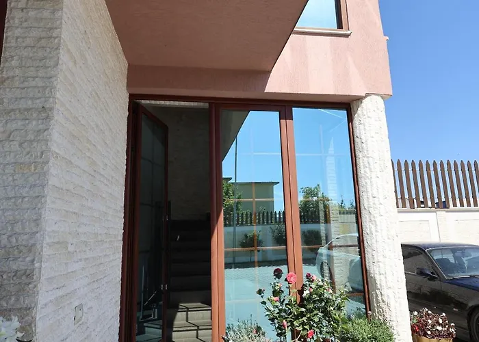 Rezidenca Arlington Hotel *